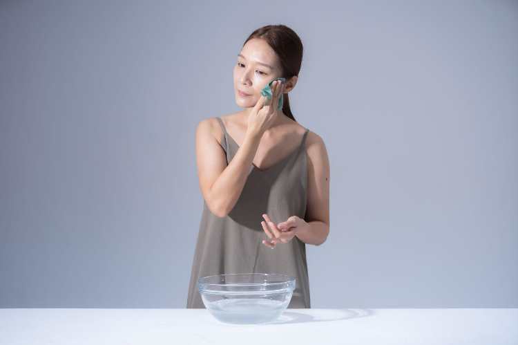 LIJOE胺基酸泡泡洗臉巾輕鬆洗臉的新選擇，適合繁忙生活的你