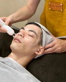 台中美容新趨勢：KWASH科技潔膚中心的專業之旅